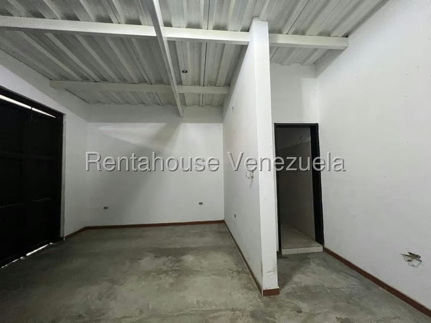 Comercial (Local Comercial) en Alquiler en Centro, Lara - 14
