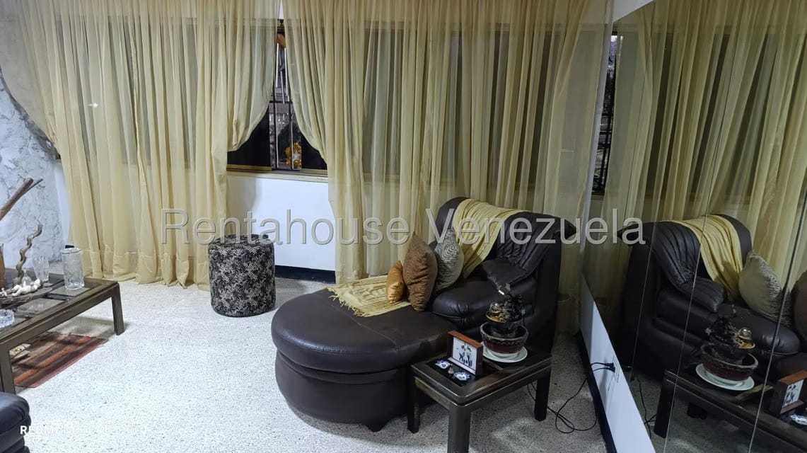Apartamento (1 Nivel) en Venta en El Paraiso, Distrito Metropolitano - 14