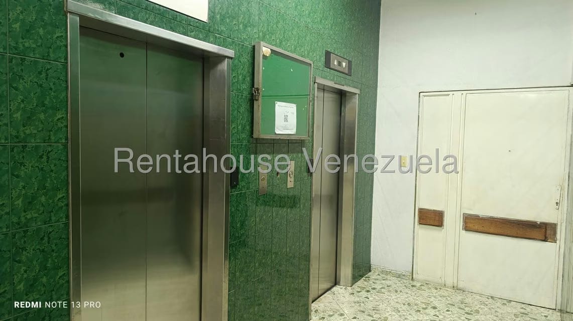 Apartamento (1 Nivel) en Venta en El Paraiso, Distrito Metropolitano - 4