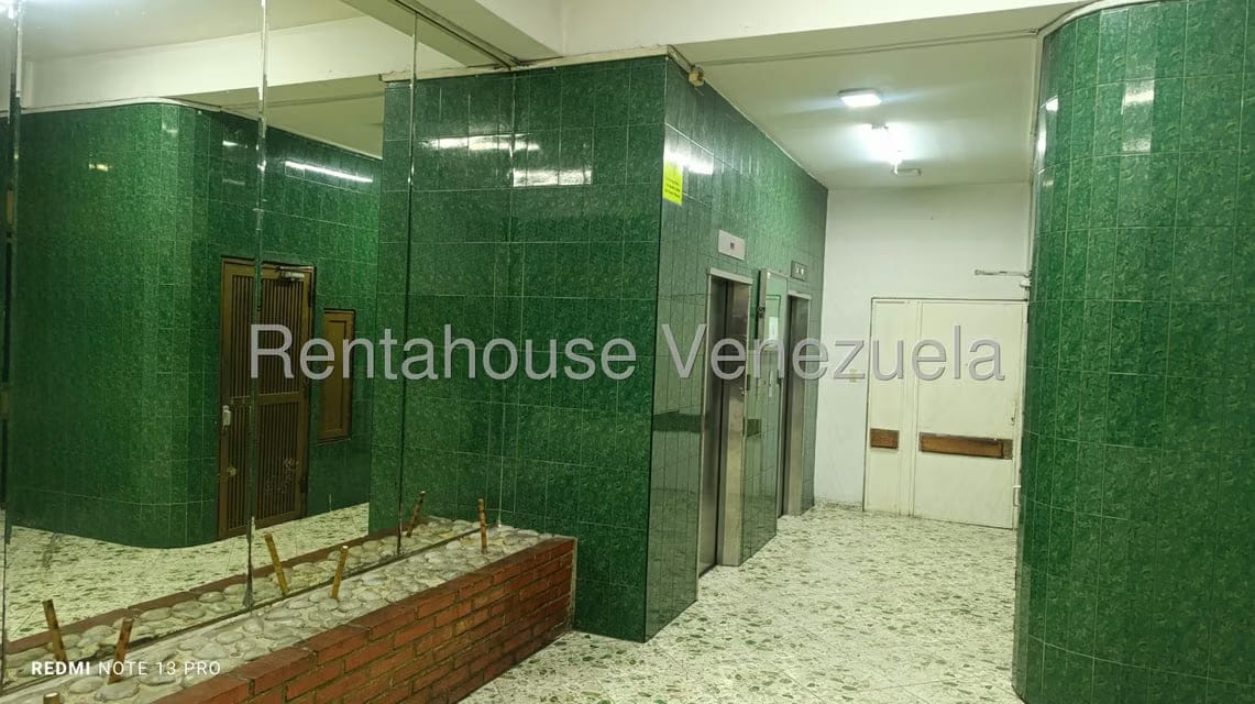 Apartamento (1 Nivel) en Venta en El Paraiso, Distrito Metropolitano - 5