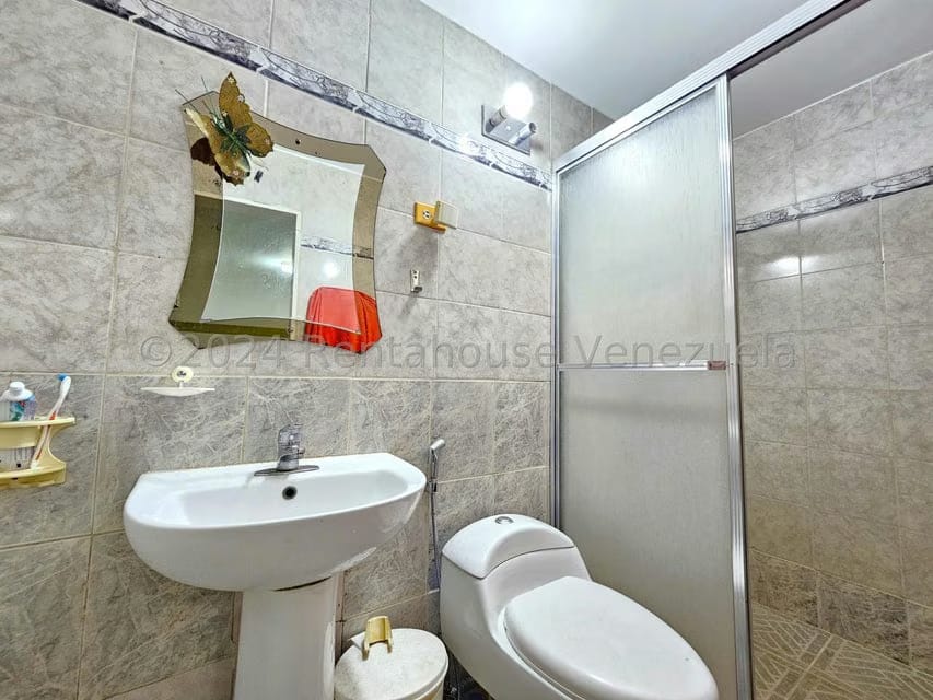 Comercial (Edificio) en Venta en Zona Oeste, Lara - 17