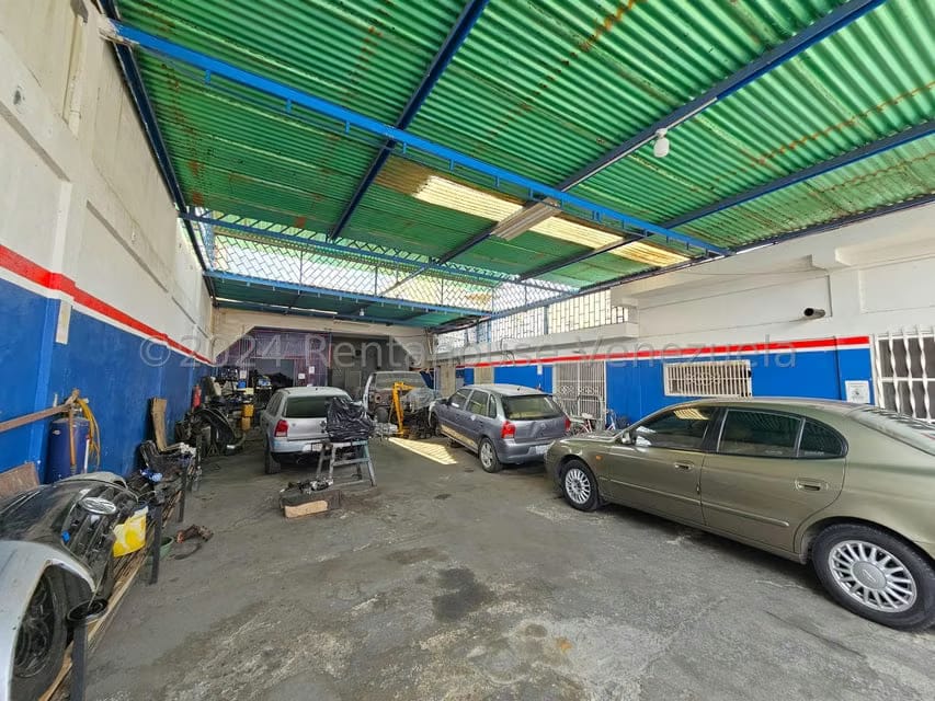 Comercial (Edificio) en Venta en Zona Oeste, Lara - 30