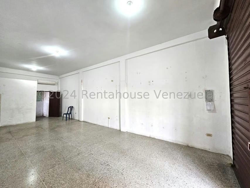 Comercial (Edificio) en Venta en Zona Oeste, Lara - 42