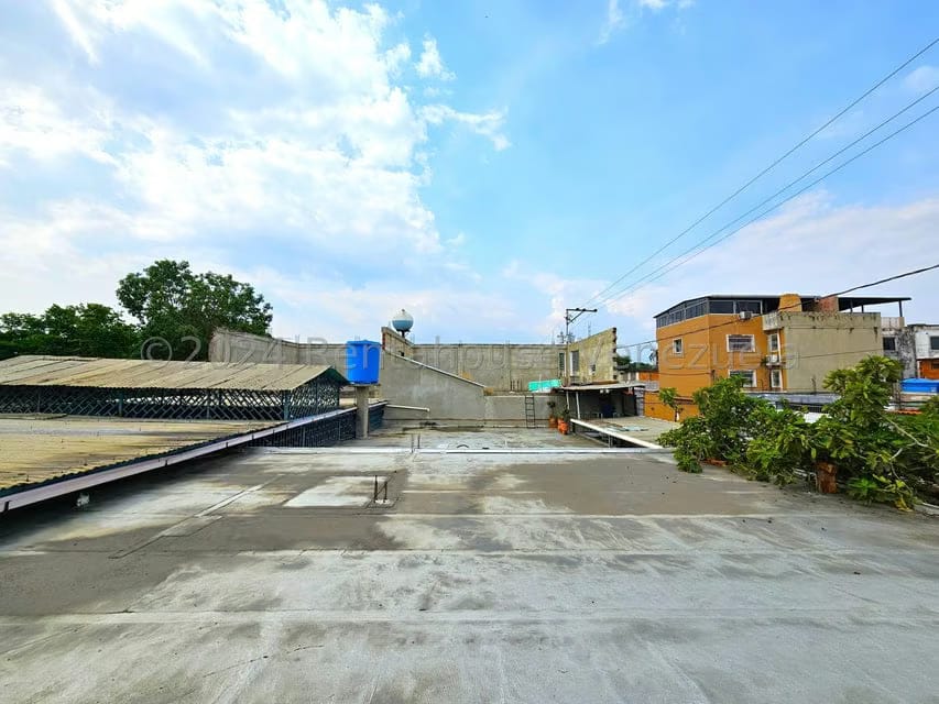 Comercial (Edificio) en Venta en Zona Oeste, Lara - 51