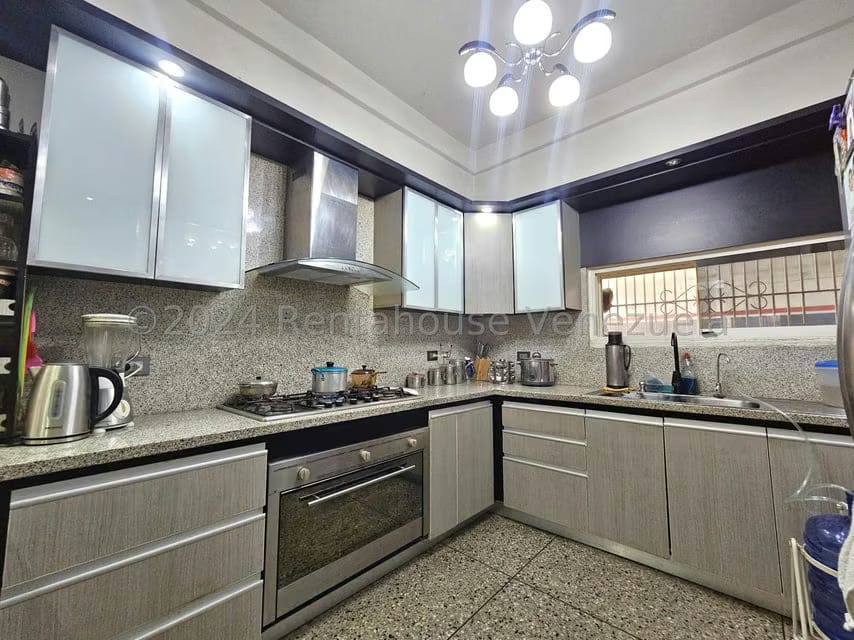 Comercial (Edificio) en Venta en Zona Oeste, Lara - 8