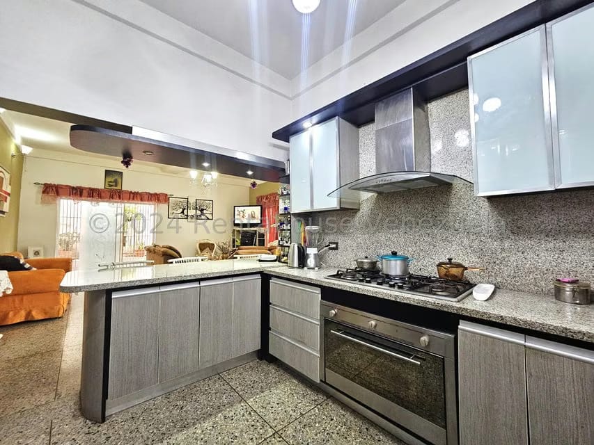Comercial (Edificio) en Venta en Zona Oeste, Lara - 9