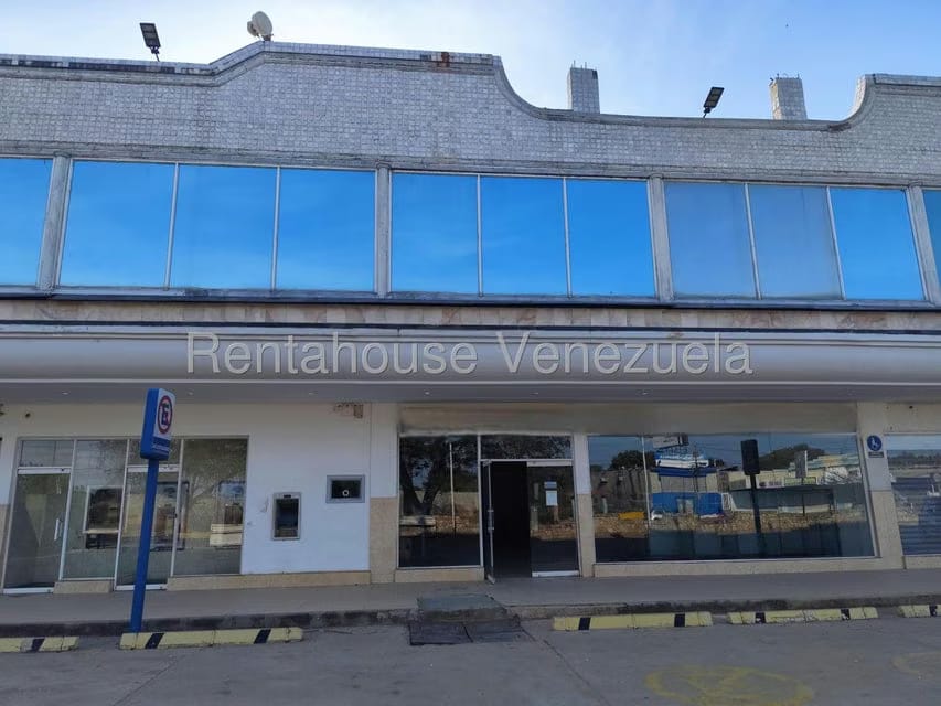 Comercial (Local Comercial) en Venta en Circunvalacion Dos, Zulia - 2