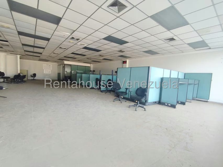 Comercial (Local Comercial) en Venta en Circunvalacion Dos, Zulia - 3