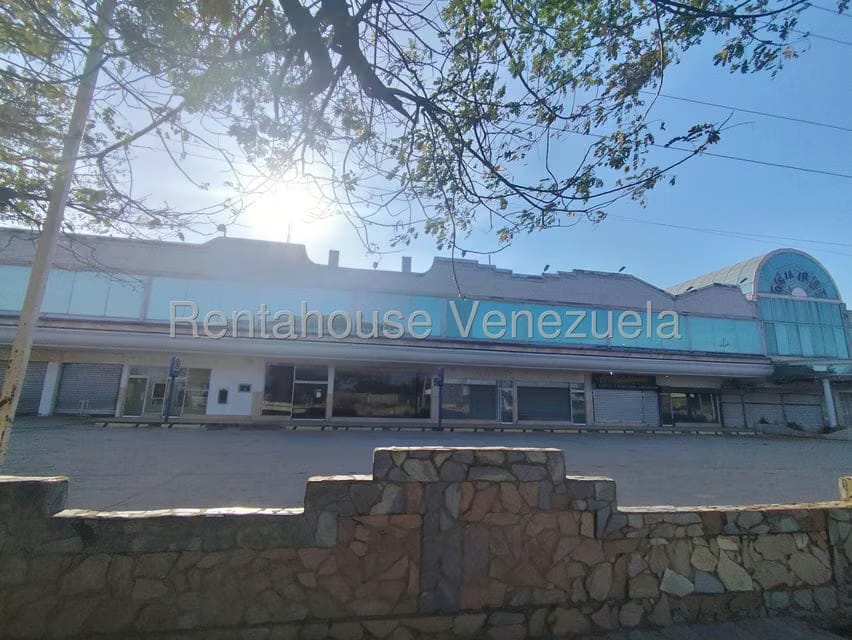 Comercial (Local Comercial) en Venta en Circunvalacion Dos, Zulia - 44