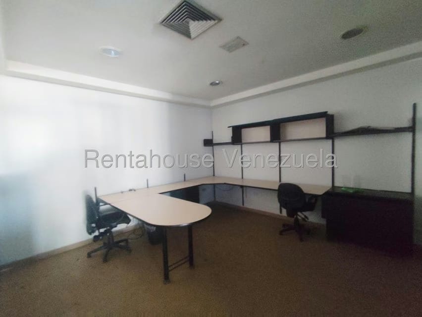 Comercial (Local Comercial) en Venta en Circunvalacion Dos, Zulia - 9