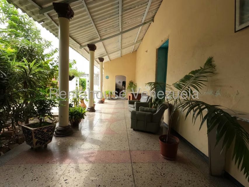 Casa (1 Nivel) en Venta en Centro, Lara - 20