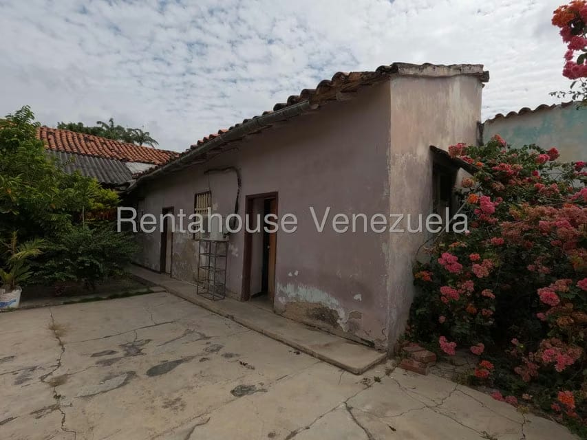 Casa (1 Nivel) en Venta en Centro, Lara - 24