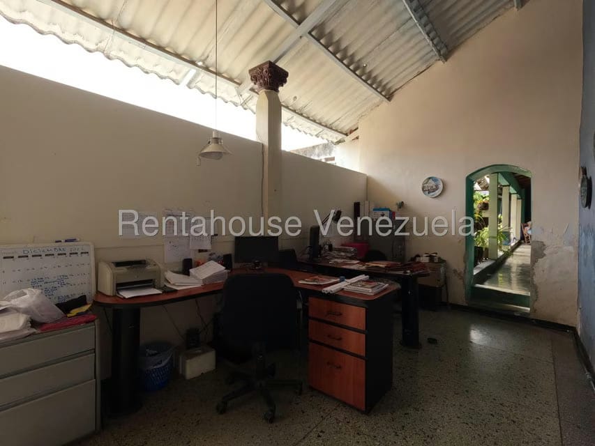 Casa (1 Nivel) en Venta en Centro, Lara - 26