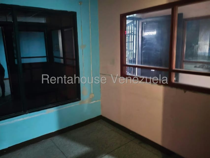 Comercial (Local Comercial) en Alquiler en Santa Fe, Falcon - 2