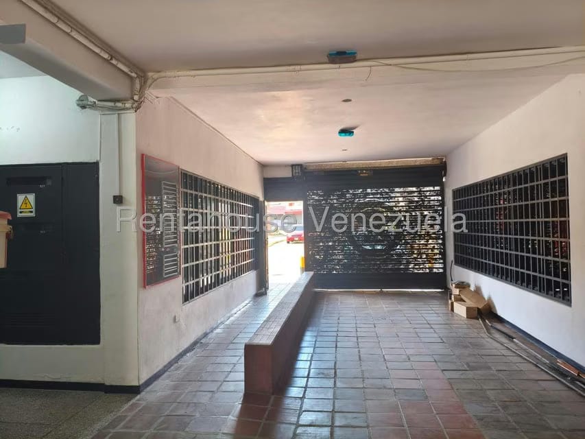 Comercial (Local Comercial) en Alquiler en Santa Fe, Falcon - 7
