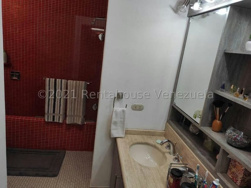 Casa (1 Nivel) en Venta en El Peñon, Distrito Metropolitano - 30