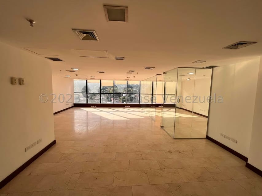 Comercial (Oficina) en Venta en El Hatillo, Distrito Metropolitano - 7