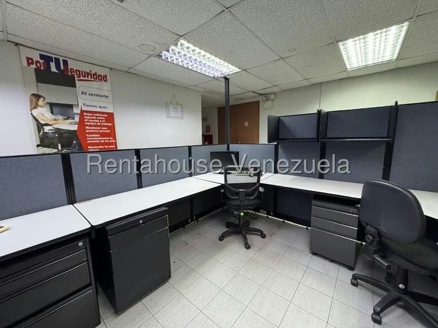 Comercial (Oficina) en Alquiler en La California Sur, Distrito Metropolitano - 3
