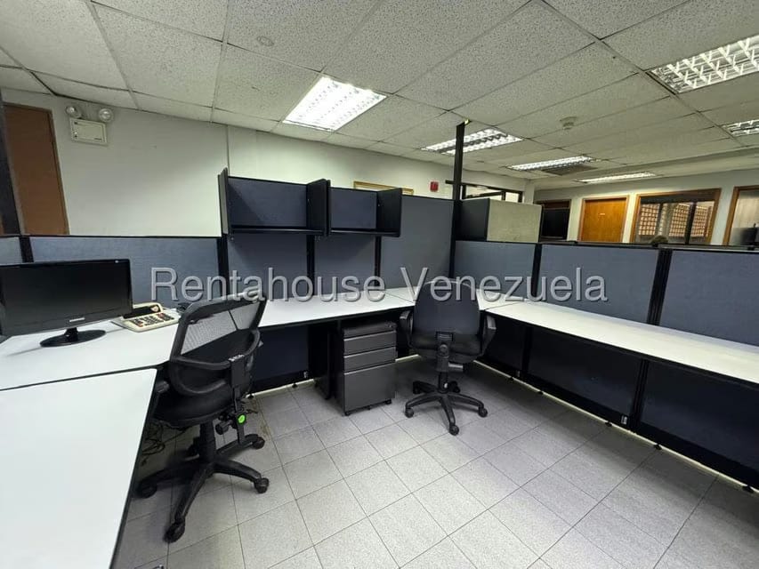 Comercial (Oficina) en Alquiler en La California Sur, Distrito Metropolitano - 4