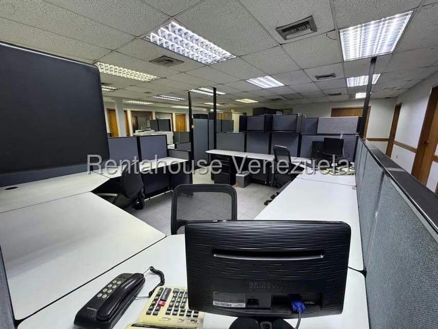 Comercial (Oficina) en Alquiler en La California Sur, Distrito Metropolitano - 7