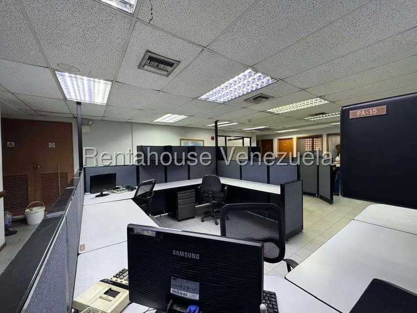 Comercial (Oficina) en Alquiler en La California Sur, Distrito Metropolitano - 9