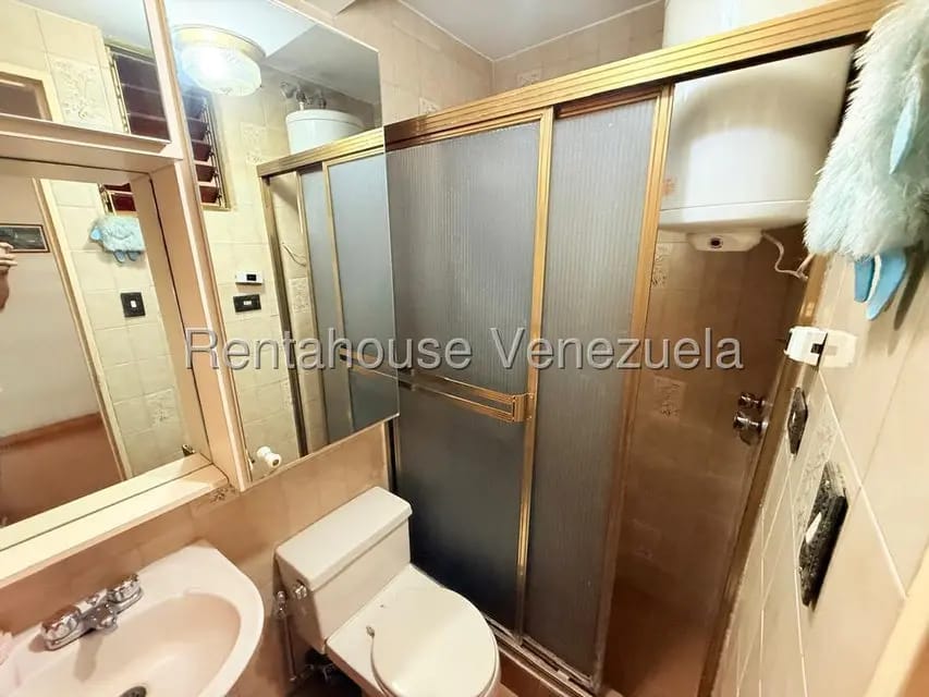 Apartamento (1 Nivel) en Alquiler en Campo Alegre, Distrito Metropolitano - 19