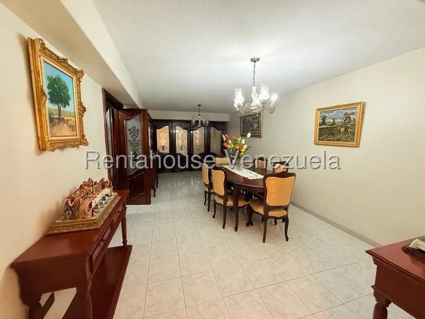 Apartamento (1 Nivel) en Alquiler en Campo Alegre, Distrito Metropolitano - 5