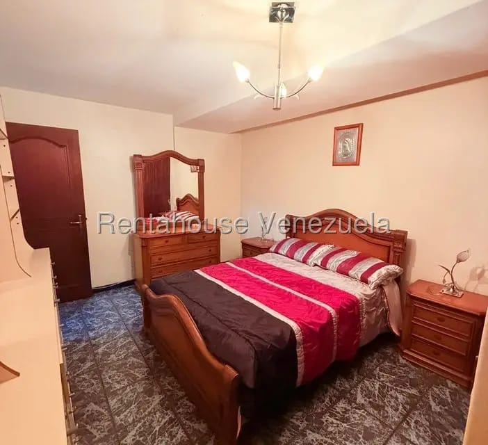 Apartamento (1 Nivel) en Alquiler en Campo Alegre, Distrito Metropolitano - 7