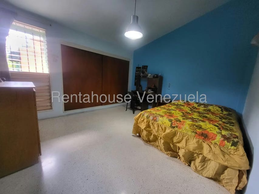 Casa (Duplex) en Venta en Santa Ines, Distrito Metropolitano - 12