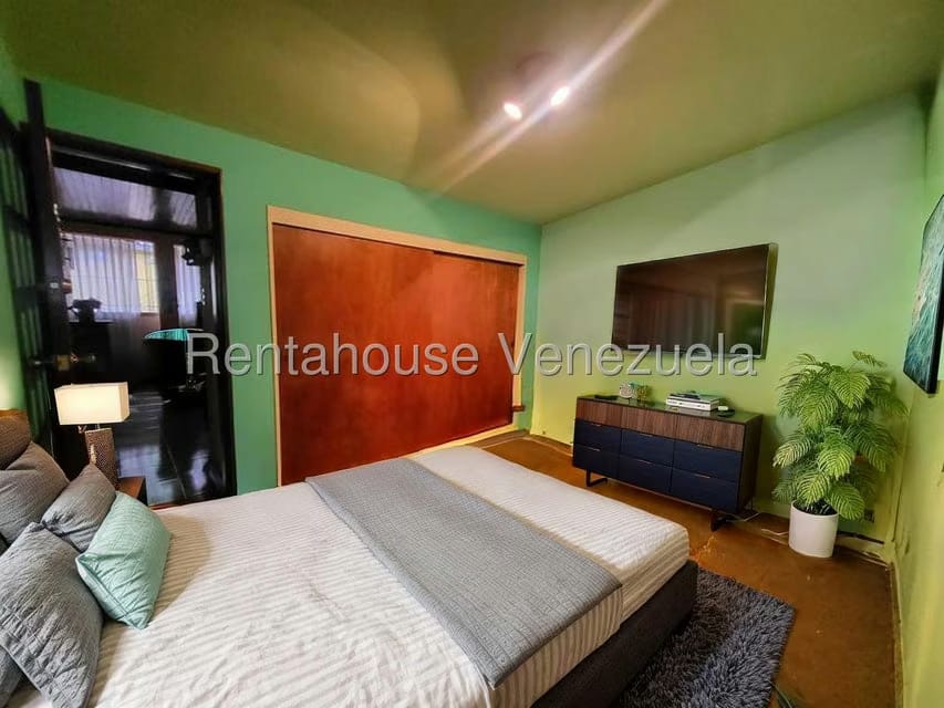 Casa (Duplex) en Venta en Santa Ines, Distrito Metropolitano - 17