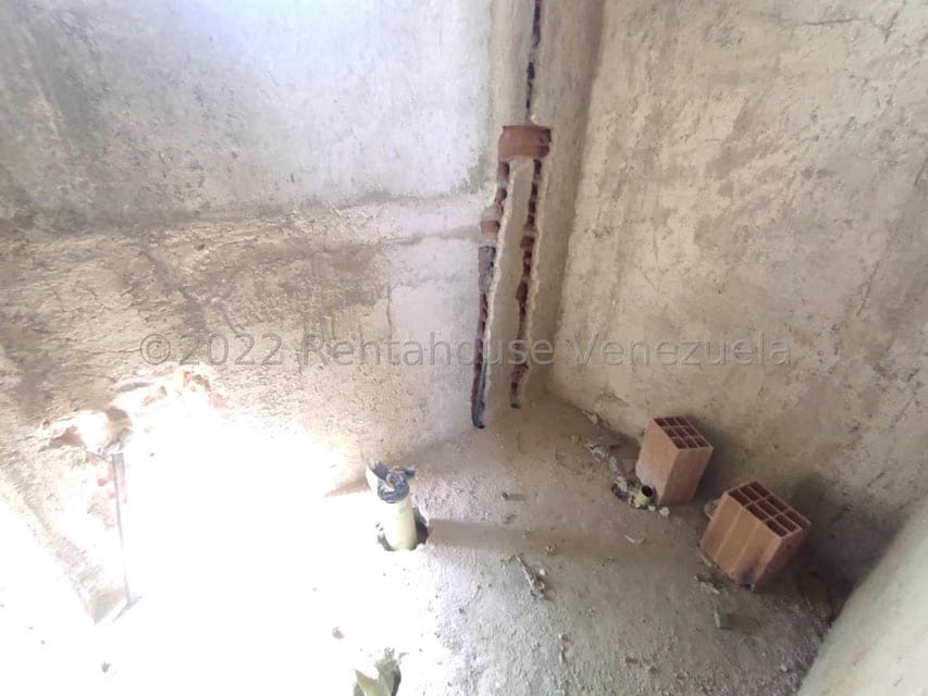 Casa (1 Nivel) en Venta en Valle Jardin, Aragua - 33