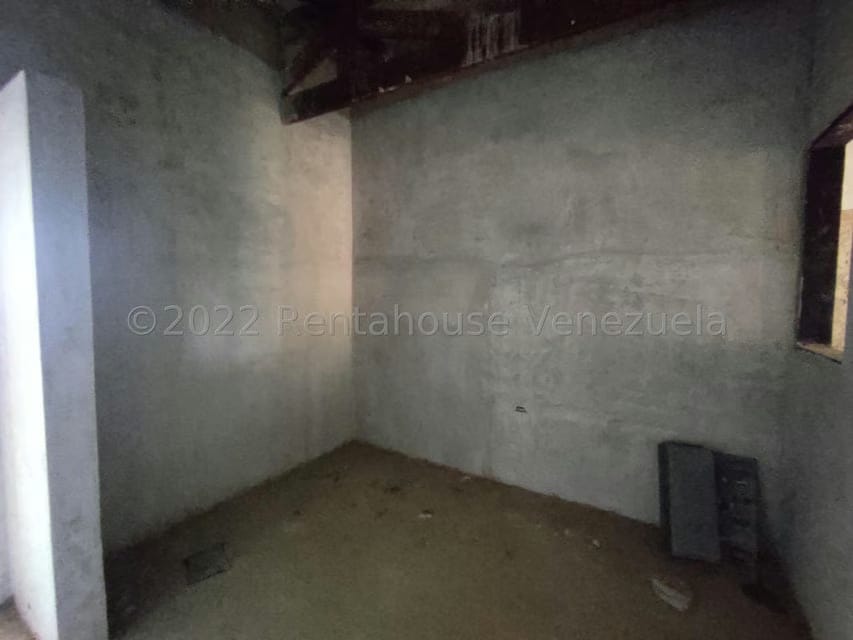 Casa (1 Nivel) en Venta en Valle Jardin, Aragua - 34
