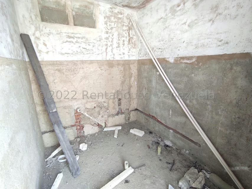 Casa (1 Nivel) en Venta en Valle Jardin, Aragua - 46