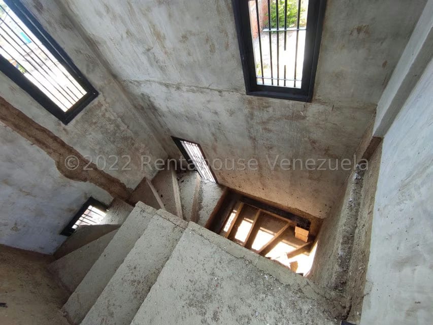 Casa (1 Nivel) en Venta en Valle Jardin, Aragua - 47