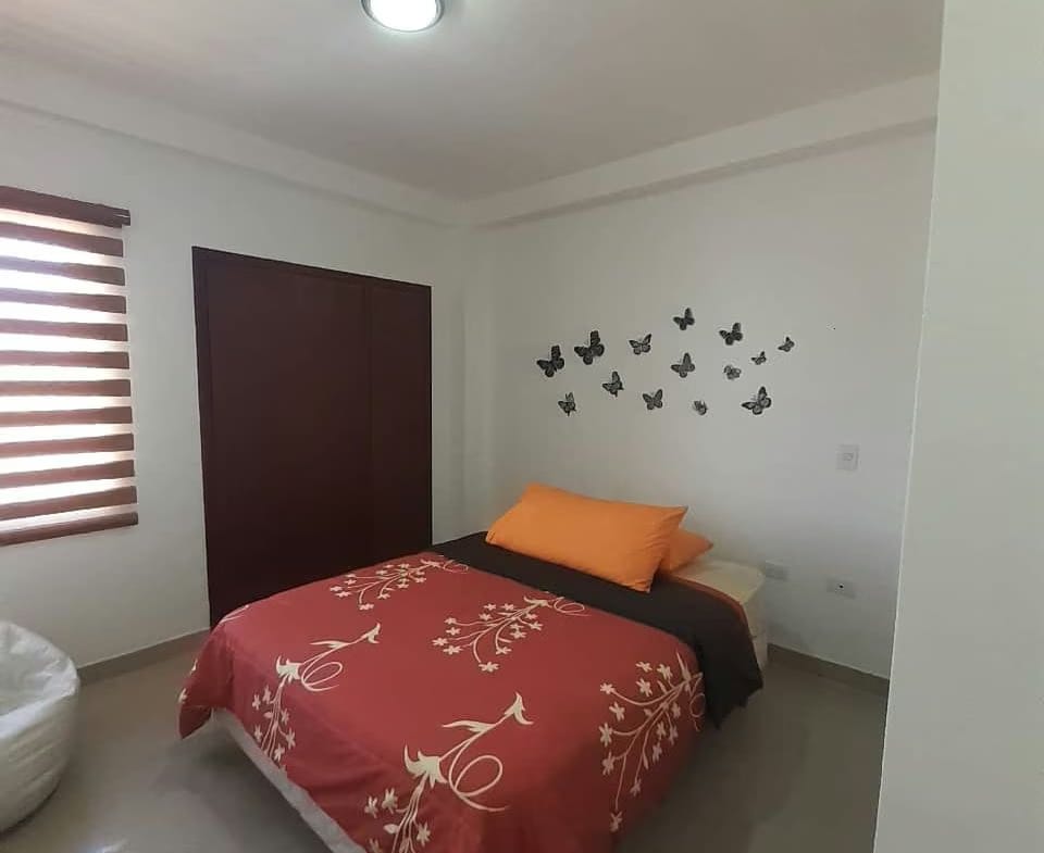 APARTAMENTO EN VENTA RES VIRGEN MORENA - 4