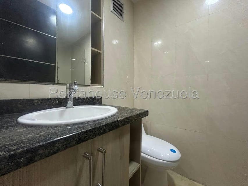 Casa (Multipes Niveles) en Venta en Colinas del Viento, Lara - 19