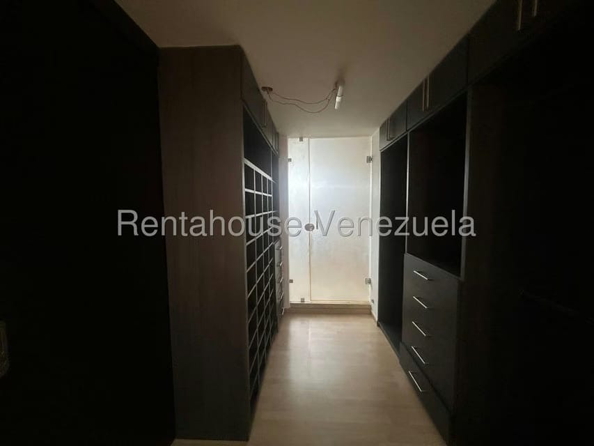 Casa (Multipes Niveles) en Venta en Colinas del Viento, Lara - 28