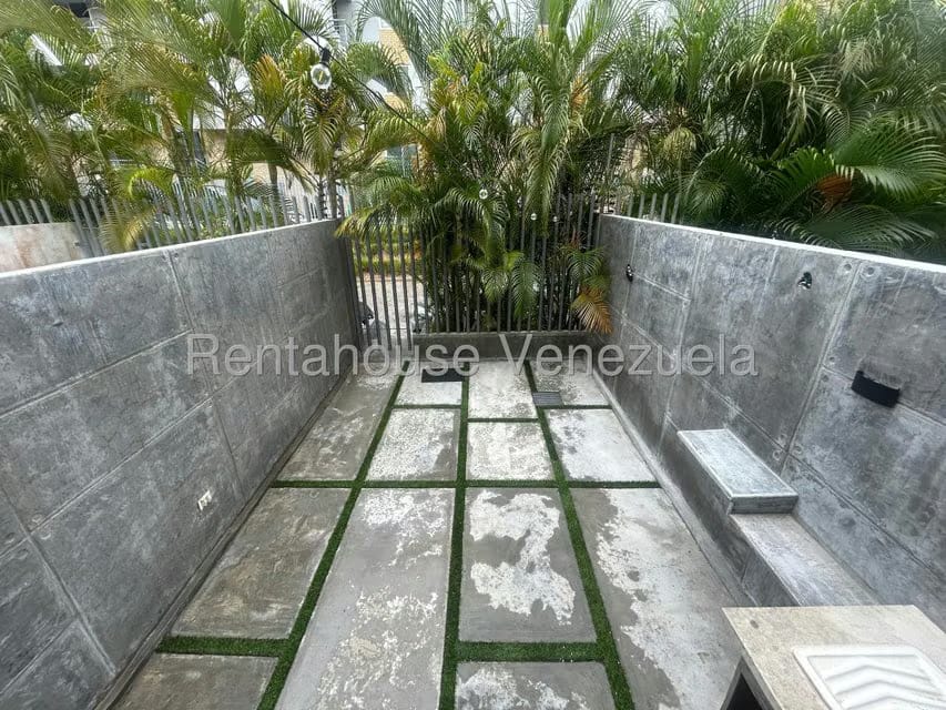 Casa (Multipes Niveles) en Venta en Colinas del Viento, Lara - 33
