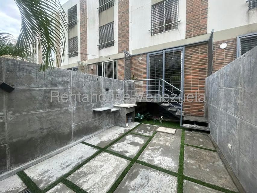 Casa (Multipes Niveles) en Venta en Colinas del Viento, Lara - 35
