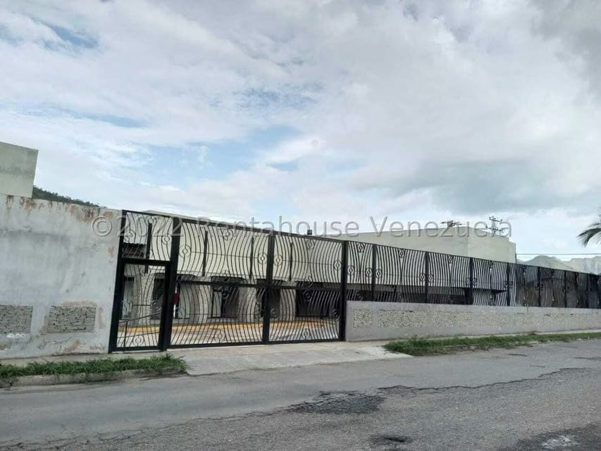 Comercial (Local Comercial) en Venta en La Cumaca, Carabobo - 26