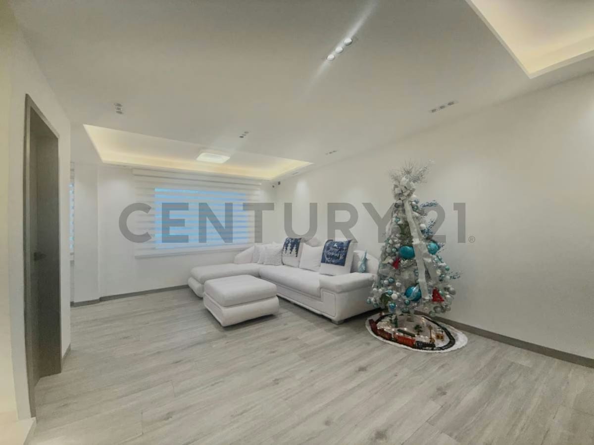 EN VENTA TH MORRO VILLAGE LECHERIA - 3
