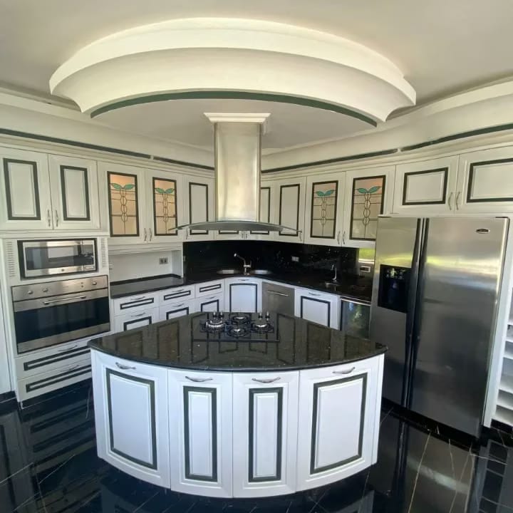 Exclusiva casa Guataparo Contry Club