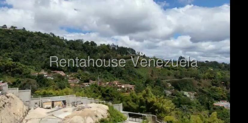 Terreno (Residencial) en Venta en Oripoto, Distrito Metropolitano - 2