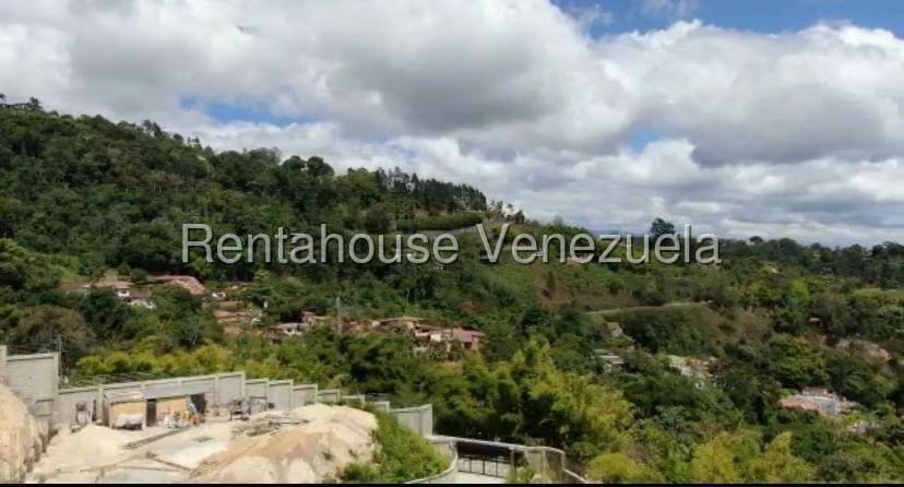 Terreno (Residencial) en Venta en Oripoto, Distrito Metropolitano - 12