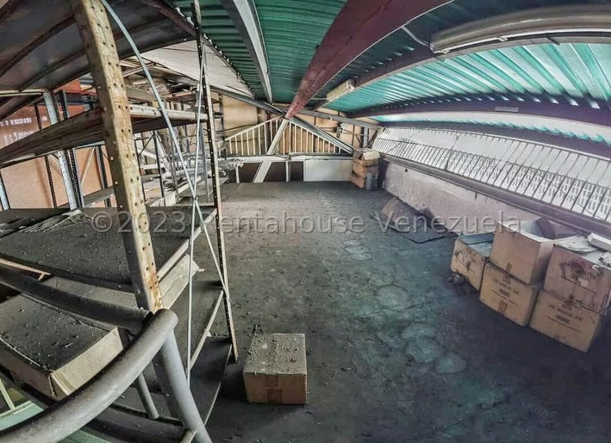 Comercial (Galpon - Deposito) en Venta en Municipio Guaicaipuro, Miranda - 11