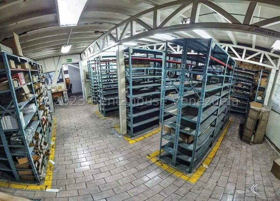 Comercial (Galpon - Deposito) en Venta en Municipio Guaicaipuro, Miranda - 12