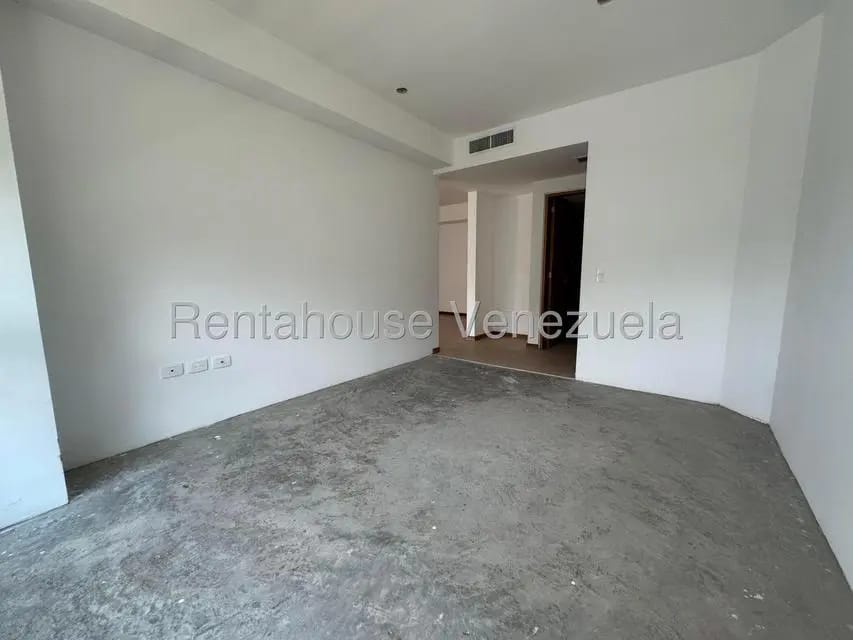 Apartamento (1 Nivel) en Venta en Lomas de Las Mercedes, Distrito Metropolitano - 17