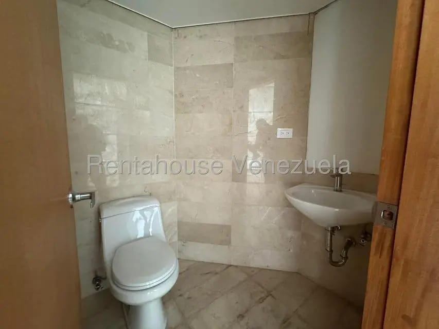 Apartamento (1 Nivel) en Venta en Lomas de Las Mercedes, Distrito Metropolitano - 5