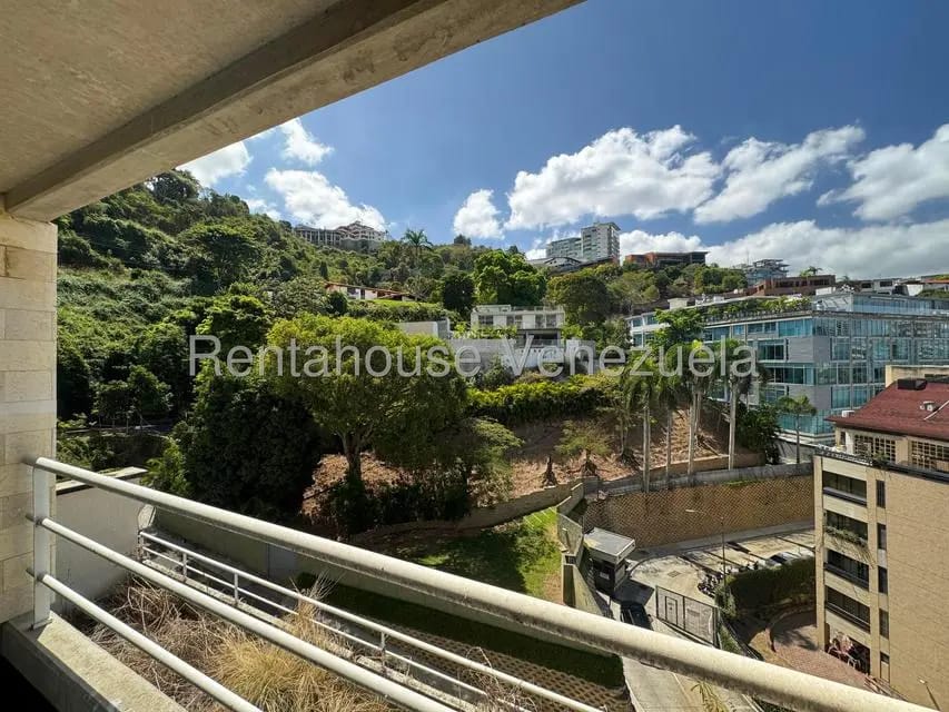 Apartamento (1 Nivel) en Venta en Lomas de Las Mercedes, Distrito Metropolitano - 6