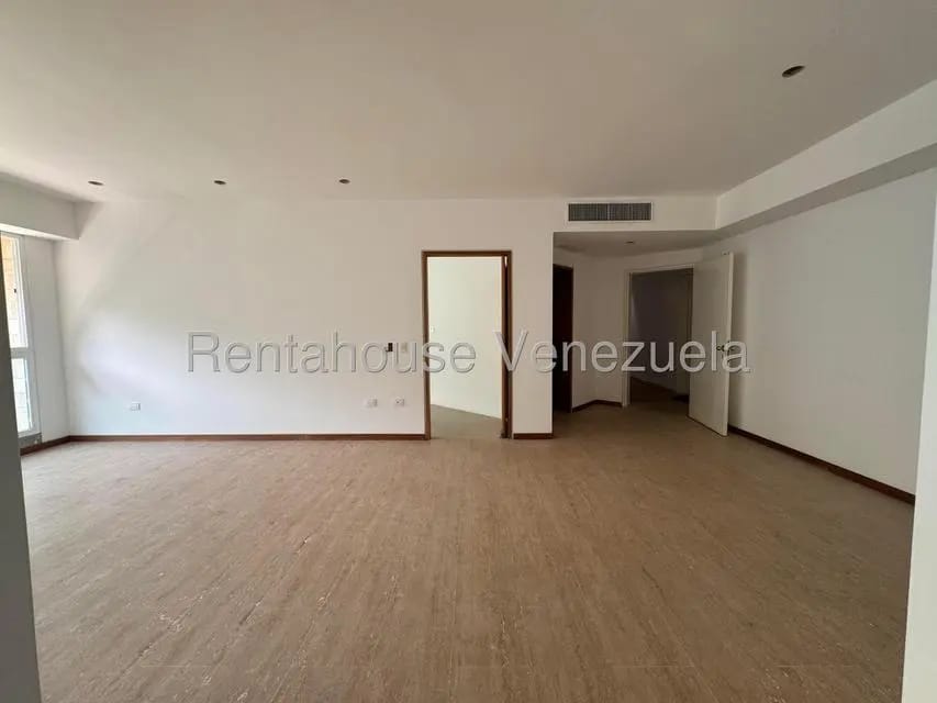 Apartamento (1 Nivel) en Venta en Lomas de Las Mercedes, Distrito Metropolitano - 10